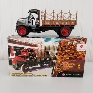 NIB! Texaco 1918 Mack AC Bulldog Flatbed Truck Collectable Coin Bank